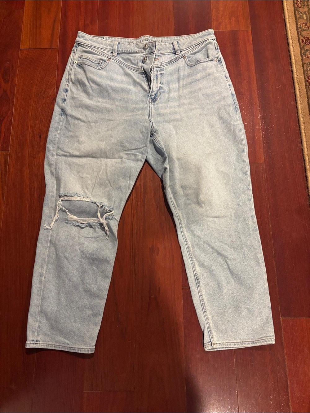 Light Blue Women’s Ripped Denim Jeans